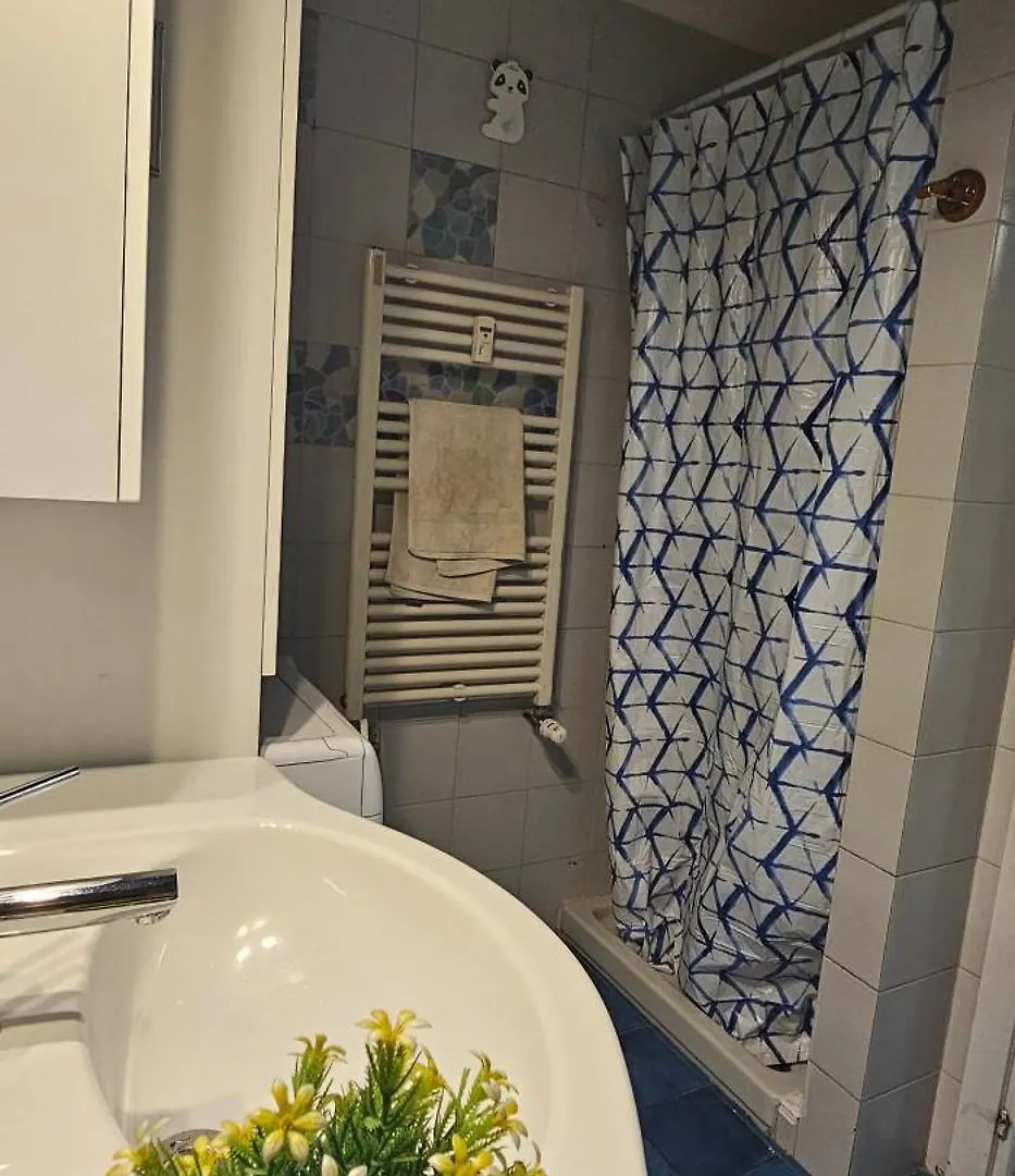 House In The Center Of Milan Apartman
